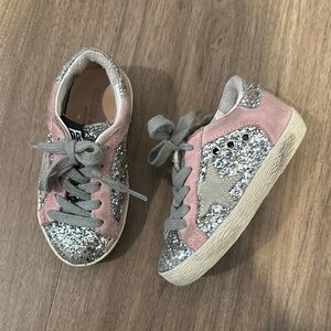 Golden Goose Sneakers
